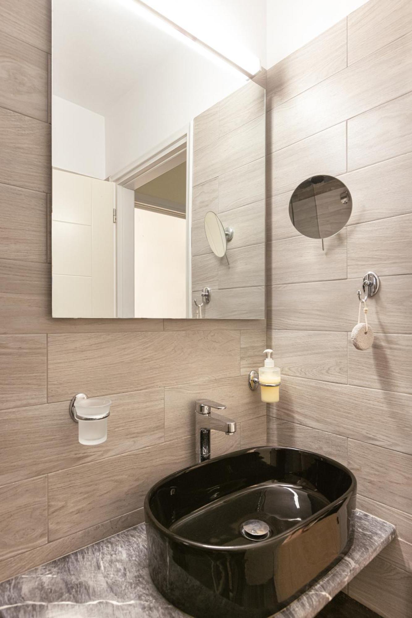 Marina Apartments กอกการี ภายนอก รูปภาพ