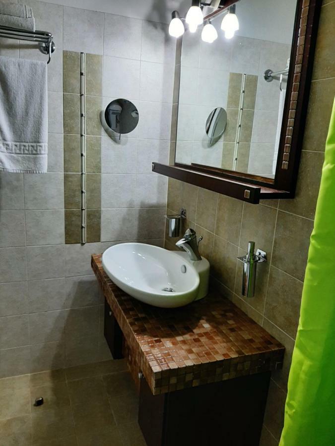 Marina Apartments กอกการี ภายนอก รูปภาพ