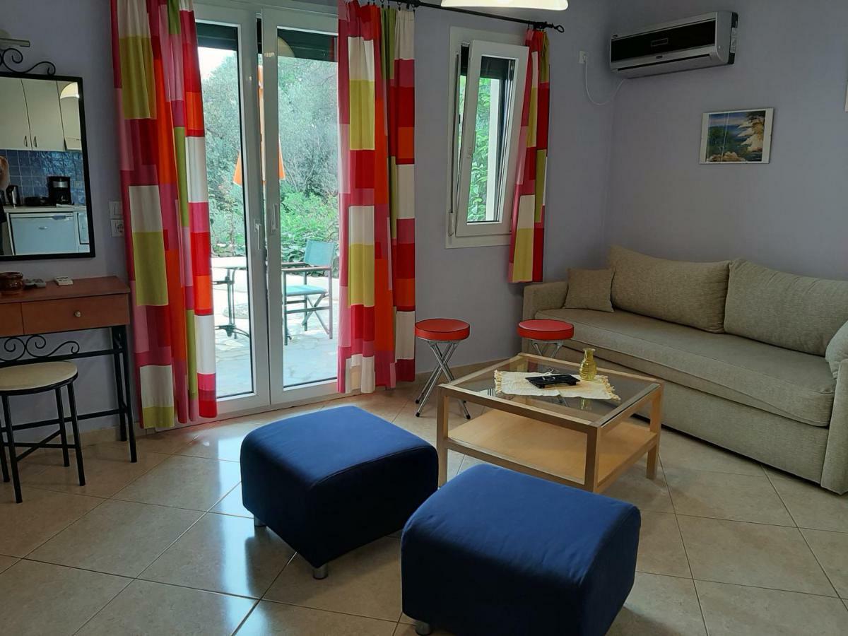 Marina Apartments กอกการี ภายนอก รูปภาพ